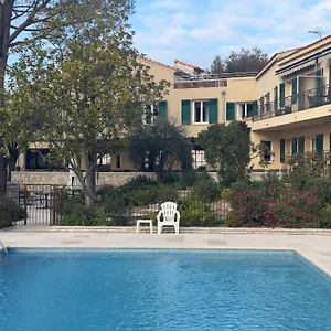auberge-du-redier.fr-provencehotel.com/